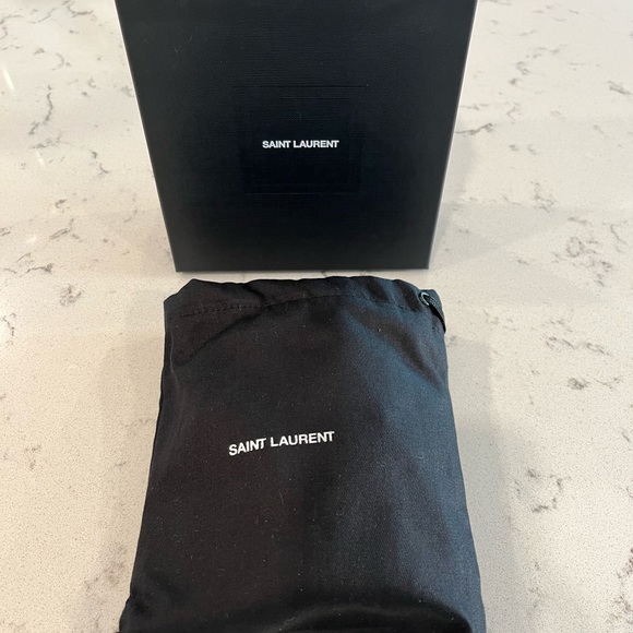 YSL Trifold Wallet - Picture 8 of 9